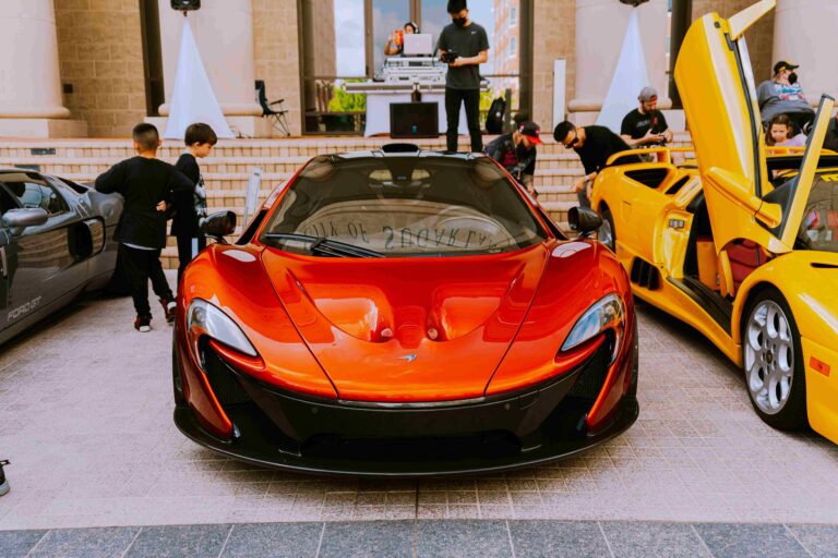 Monthly Car Rental Dubai: Cost, Benefits & Top Providers